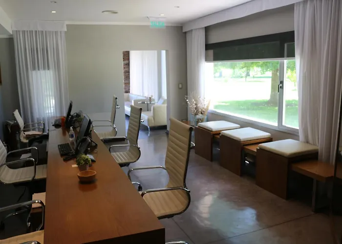 Sisu Hotel De Campo & Spa Baradero